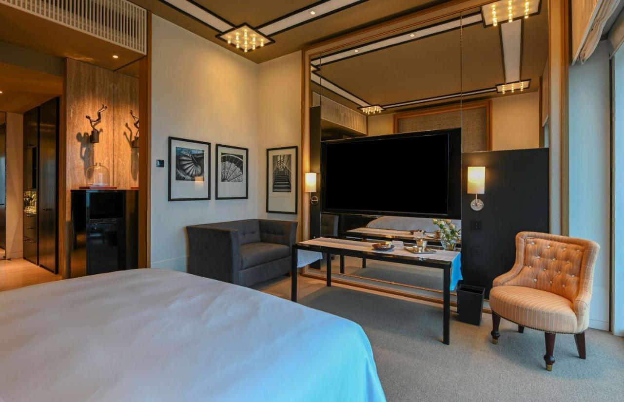 Grand Hyatt Gurgaon Hotell Exteriör bild